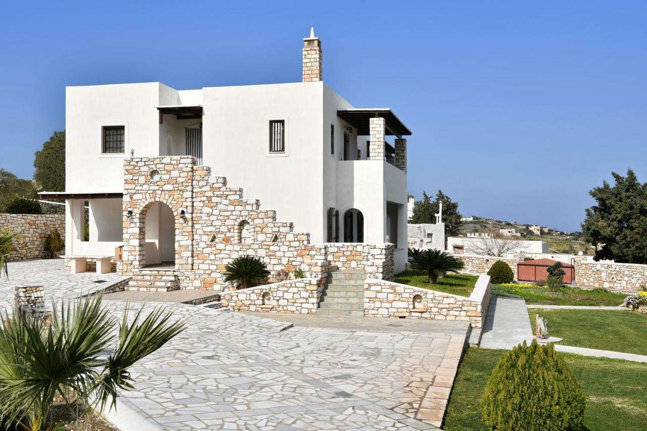 Villa Trifylia Páros Eksteriør billede